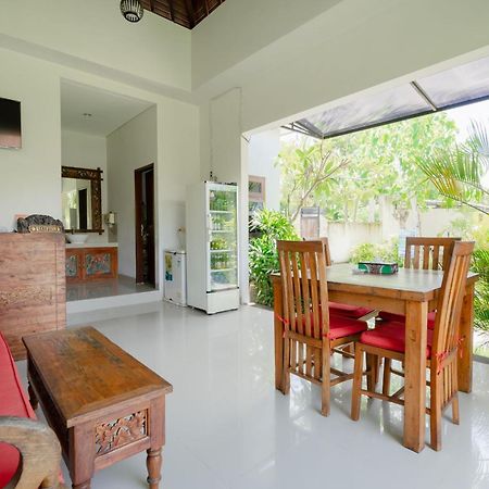 Wira Homestay & Spa Uluwatu Exterior foto